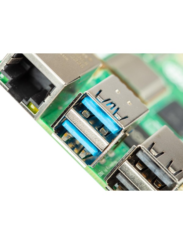 Seeed Studio Raspberry Pi 5 Starter Kit - 8GB RAM，128GB Micro SD Card pre-Loaded with 64-bit Raspberry Pi OS